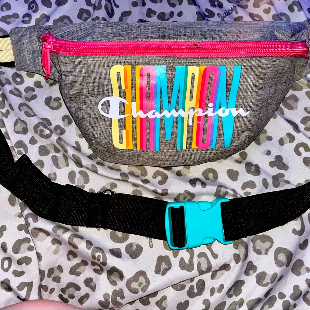 Champion belly bag